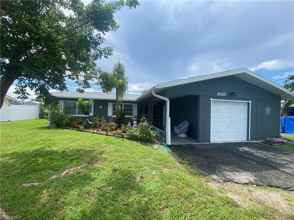 1020 NE Pine Island LN CAPE CORAL, FL 33909