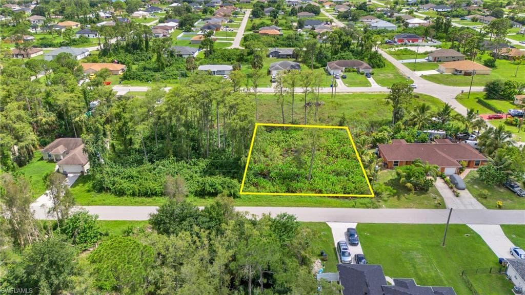 5435/5437 Benton ST LEHIGH ACRES, FL 33971