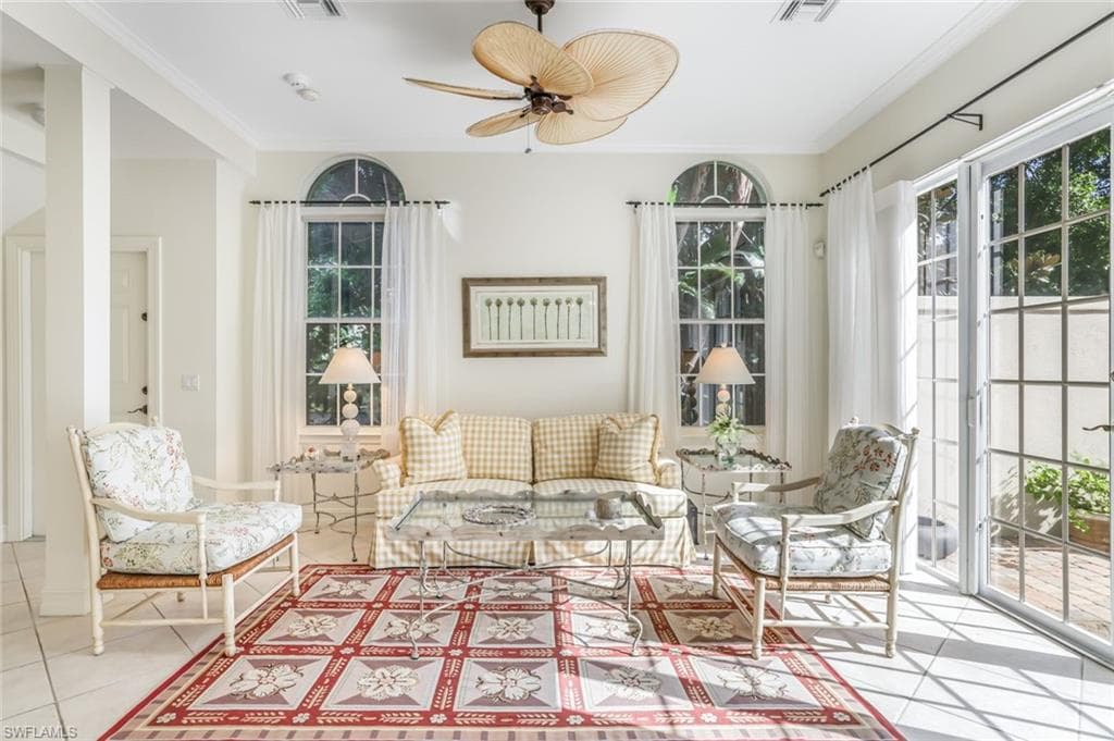 238 5th ST S NAPLES, FL 34102