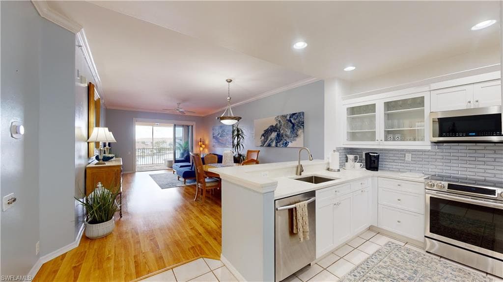9180 Southmont CV 306 FORT MYERS, FL 33908