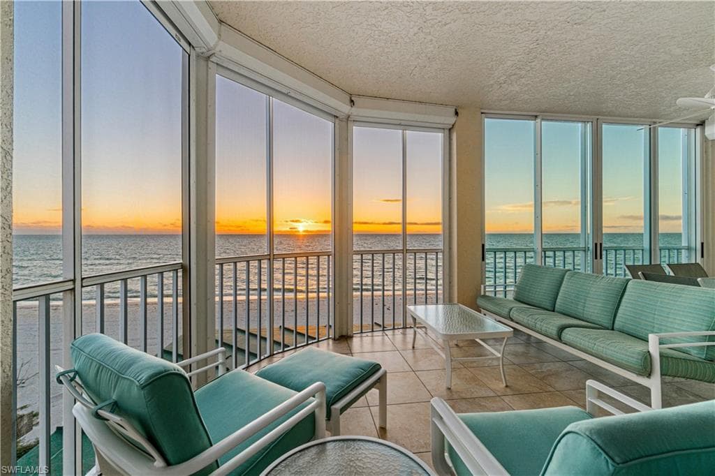 255 Barefoot Beach BLVD 304 BONITA SPRINGS, FL 34134