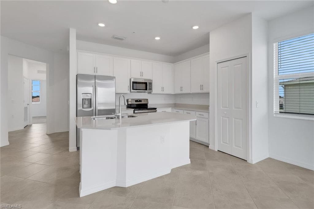 5715 Double Eagle CIR 4431 AVE MARIA, FL 34142