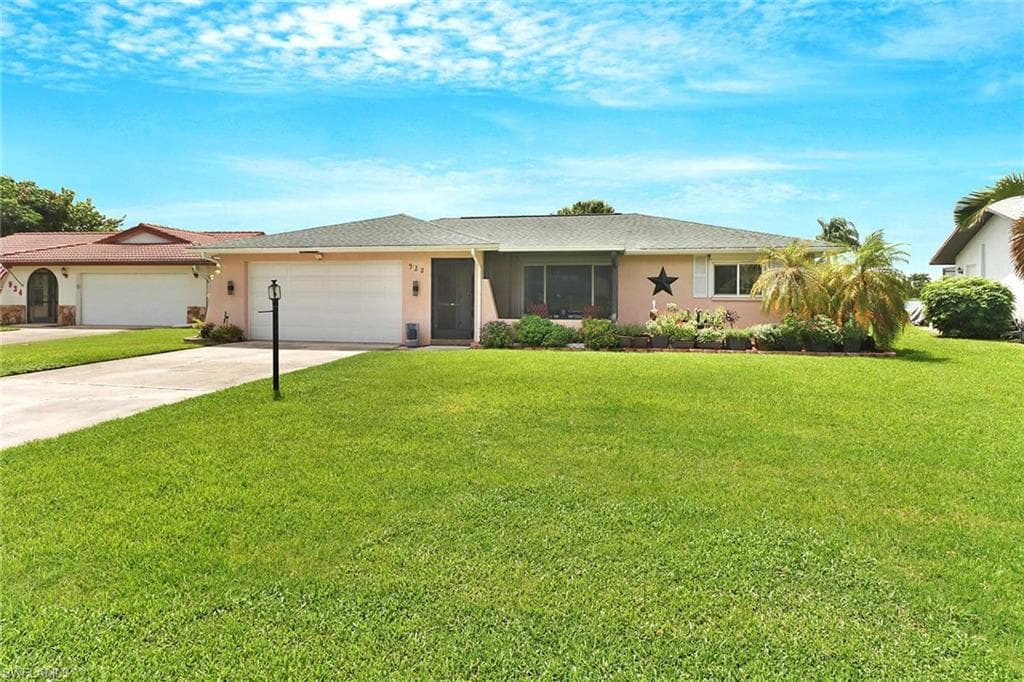 928 Summerfield DR NAPLES, FL 34120