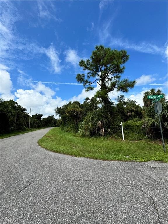 20196 Spangler TER PORT CHARLOTTE, FL 33954