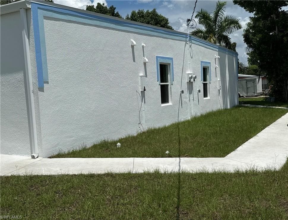 4465/4467 Greenwood AVE FORT MYERS, FL 33905