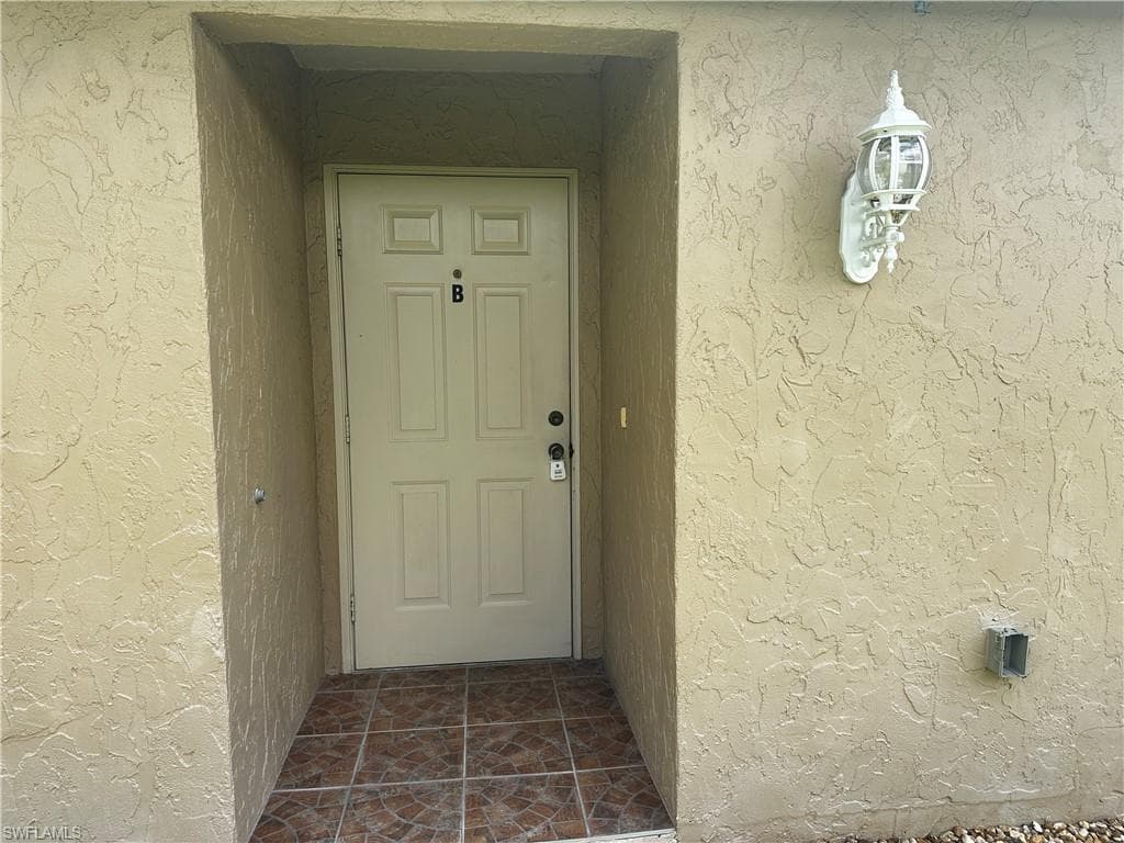 4234 SE 19th PL B CAPE CORAL, FL 33904