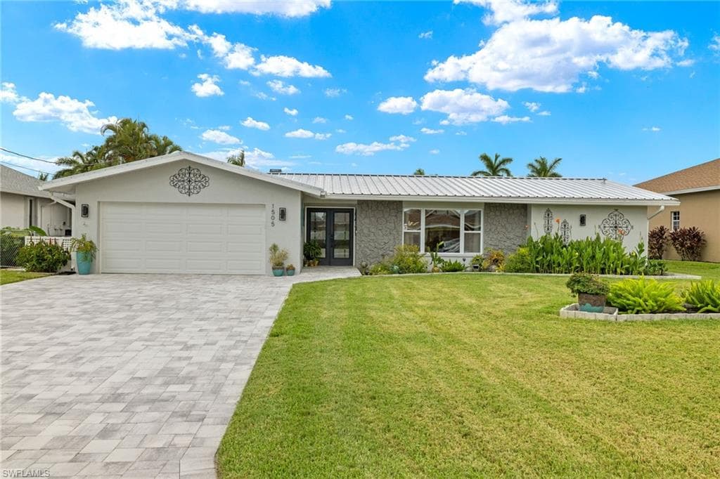 1505 SW 52nd TER CAPE CORAL, FL 33914