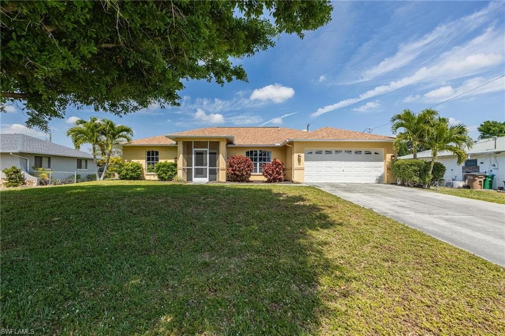 601 SE 3rd ST CAPE CORAL, FL 33990