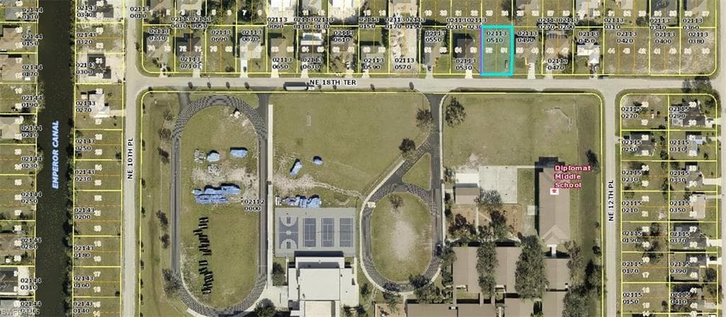 1201 18th TER CAPE CORAL, FL 33909