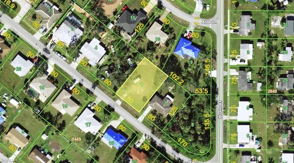 242 Taylor LN NW PORT CHARLOTTE, FL 33952