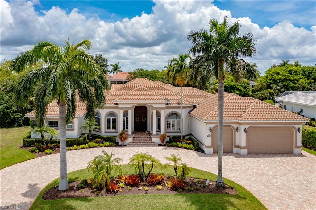 601 Barfield DR MARCO ISLAND, FL 34145