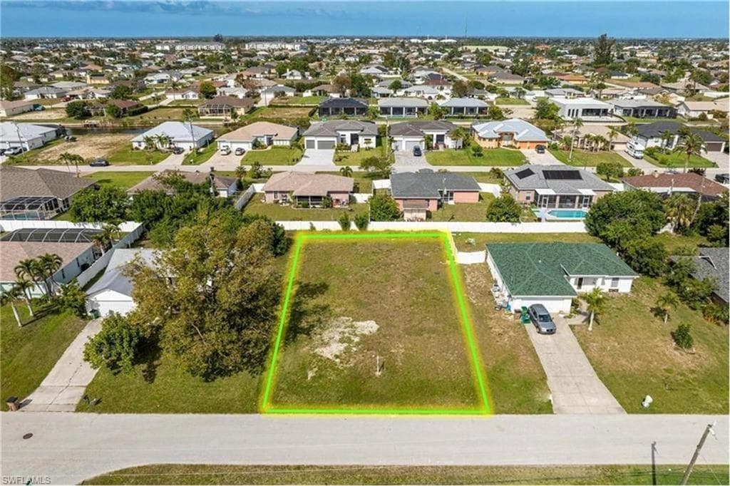3324 SW 11th AVE CAPE CORAL, FL 33914