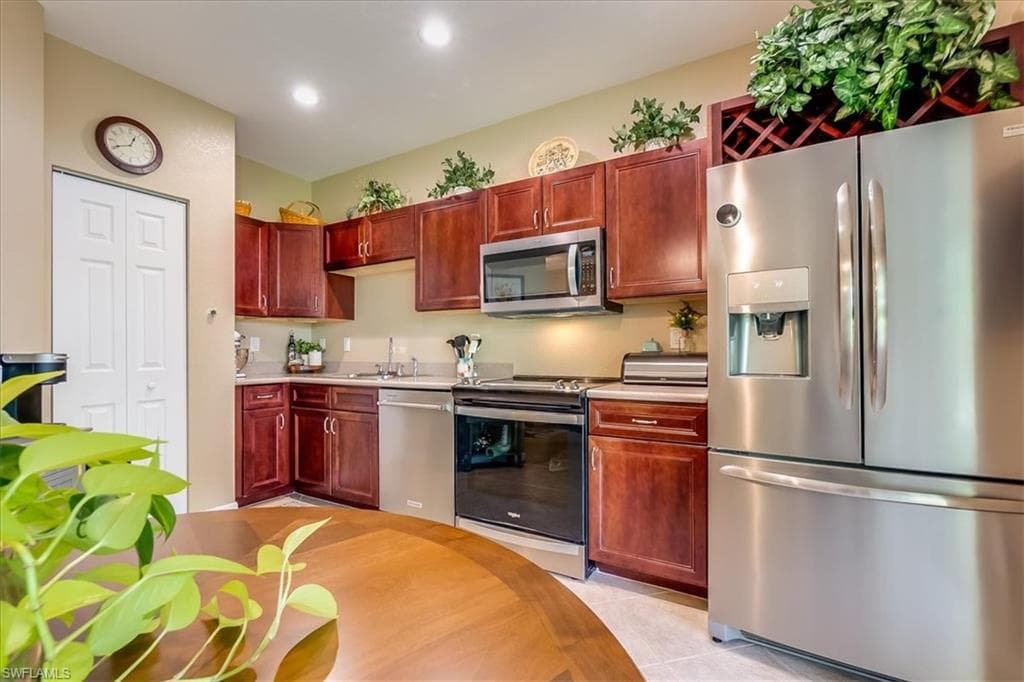 3347 Dandolo CIR CAPE CORAL, FL 33909
