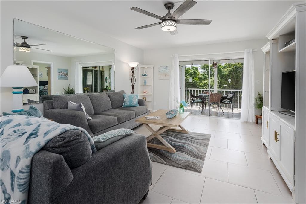 5499 Rattlesnake Hammock RD A206 NAPLES, FL 34113