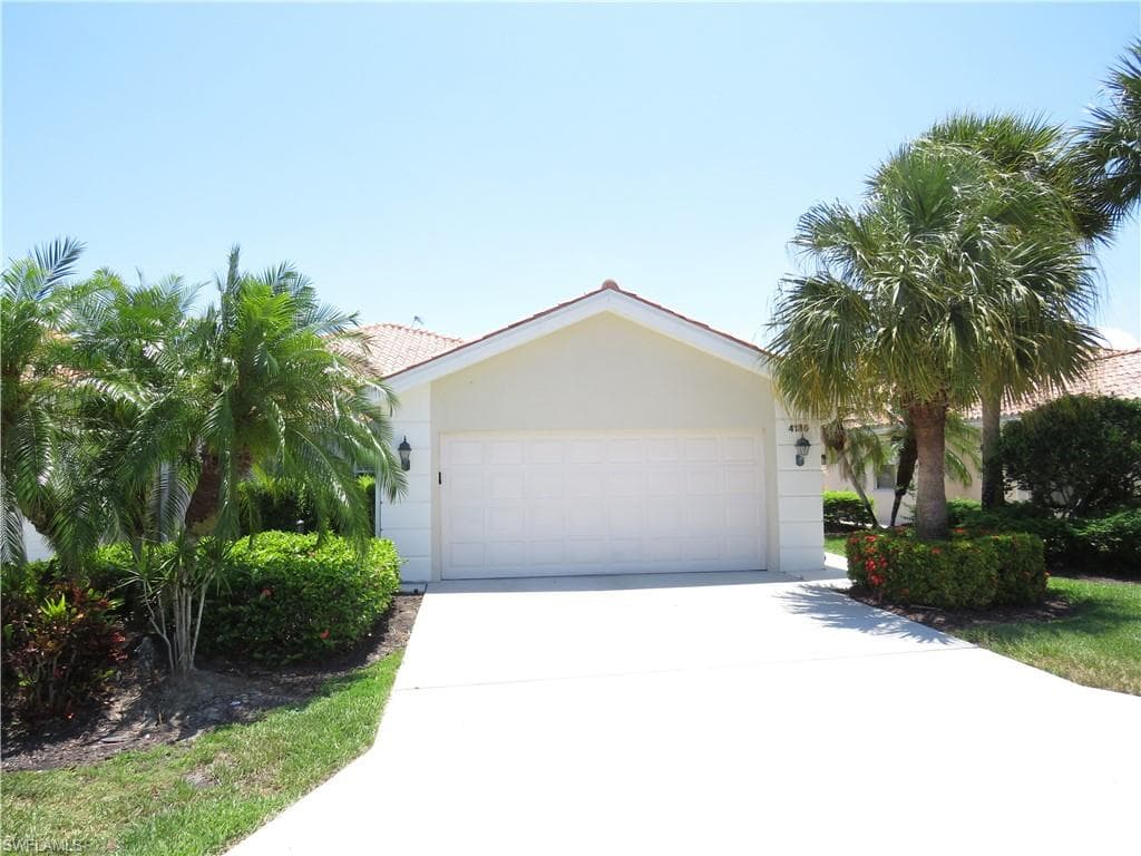 4186 Los Altos CT NAPLES, FL 34109