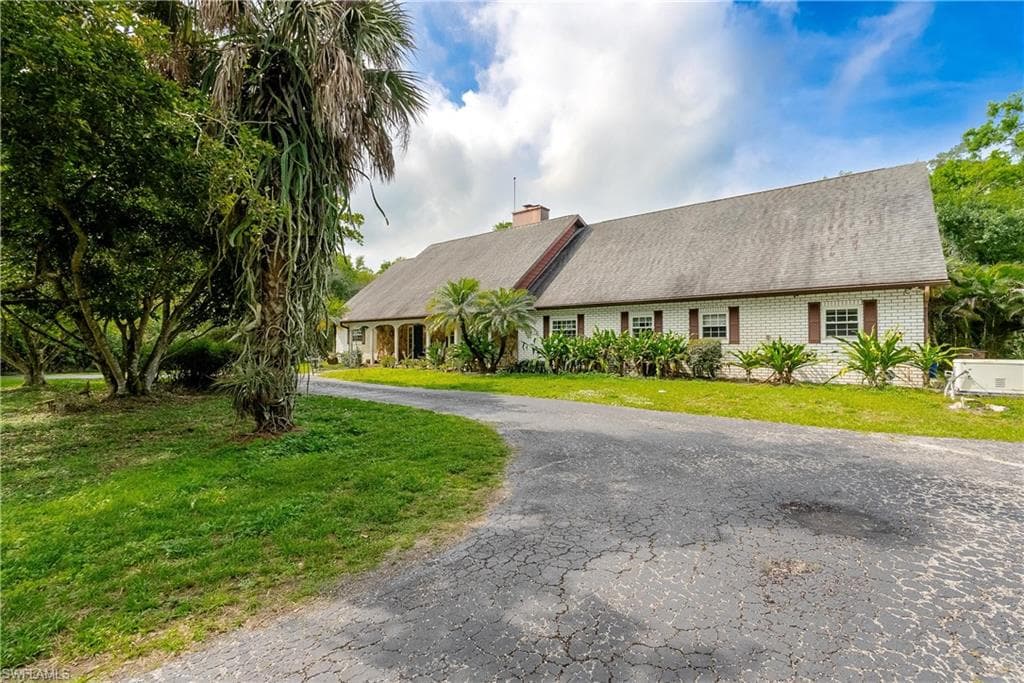 4200/4100 Williamson RD FORT MYERS, FL 33905