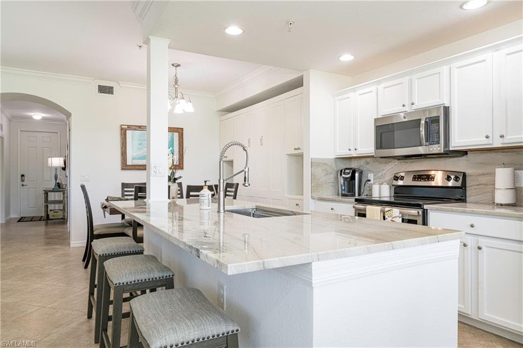 9815 Giaveno CT 1216 NAPLES, FL 34113