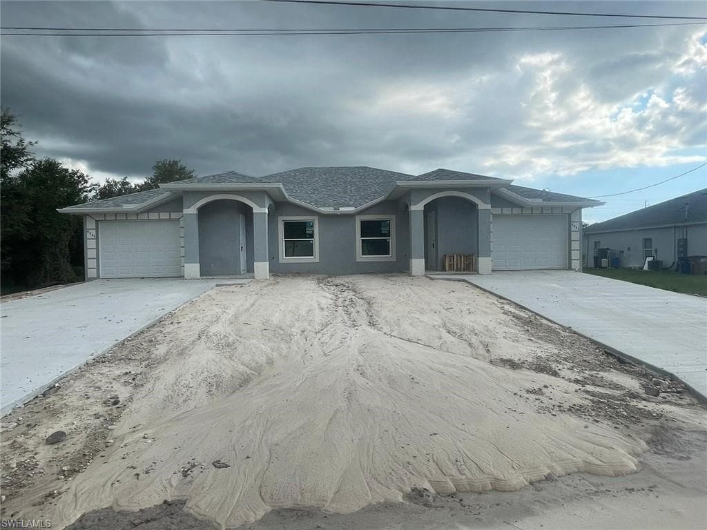 4445/4447 30th ST SW LEHIGH ACRES, FL 33973