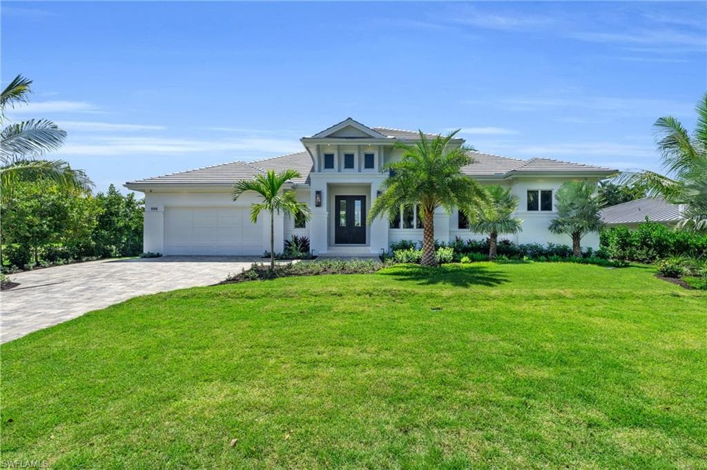 696 Fountainhead LN NAPLES, FL 34103