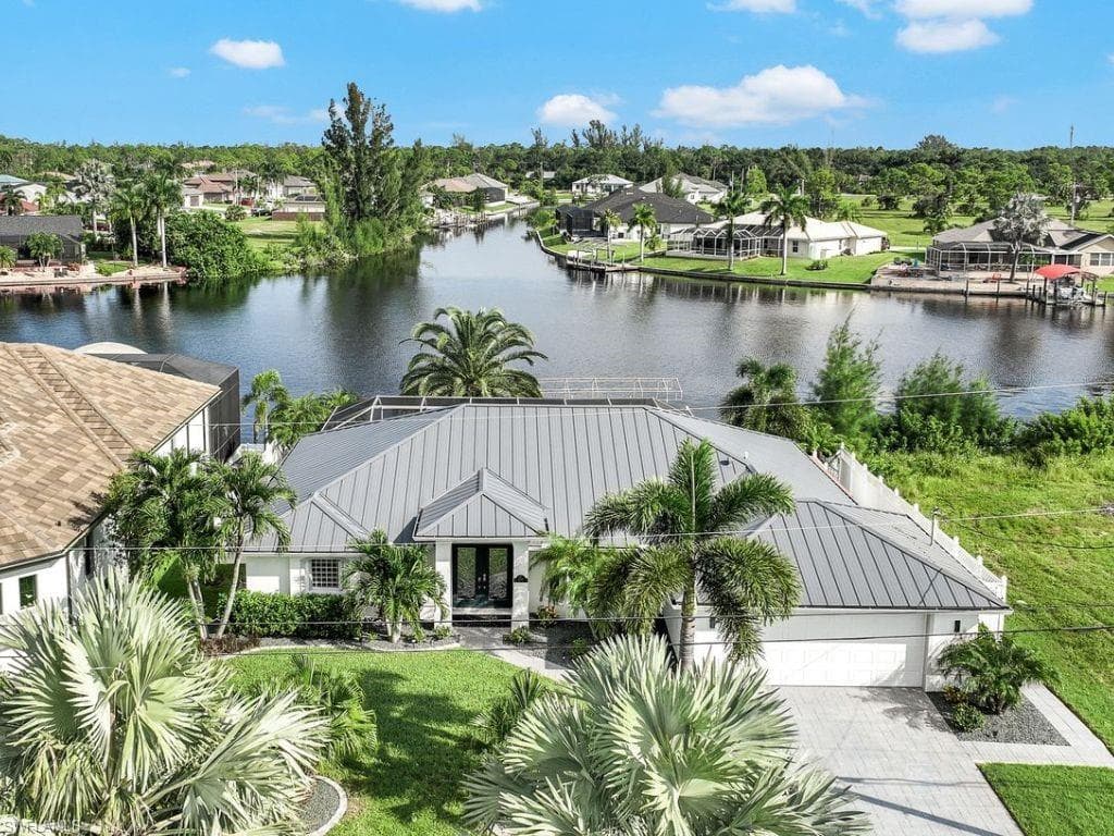 3245 NW 21st TER CAPE CORAL, FL 33993