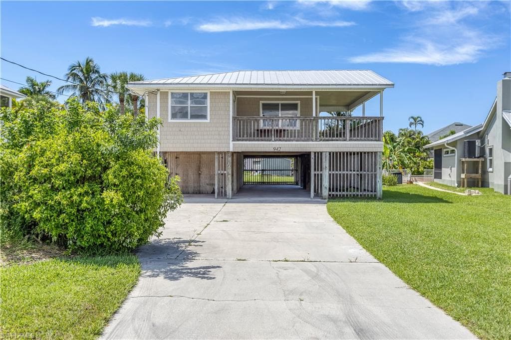 942 Prescott ST FORT MYERS BEACH, FL 33931