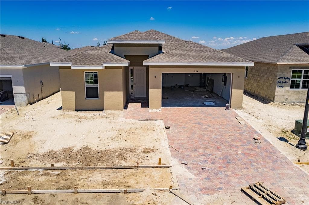 346 Spring Hill Lake LOOP CAPE CORAL, FL 33993