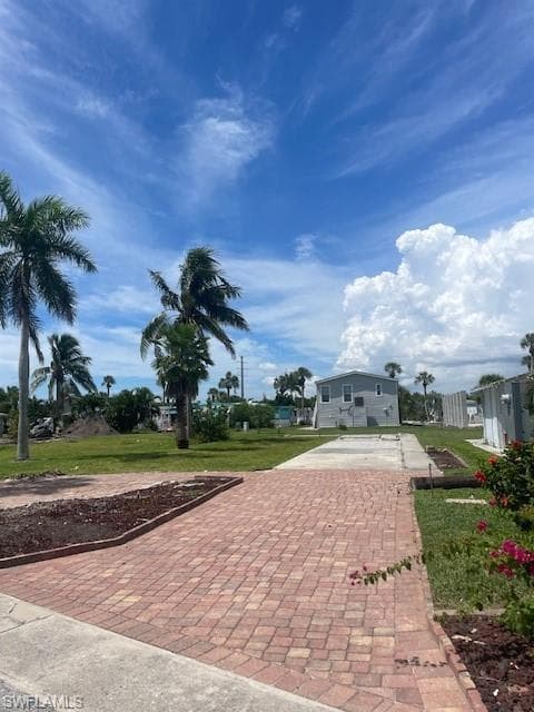 11290 Azalea LN FORT MYERS BEACH, FL 33931
