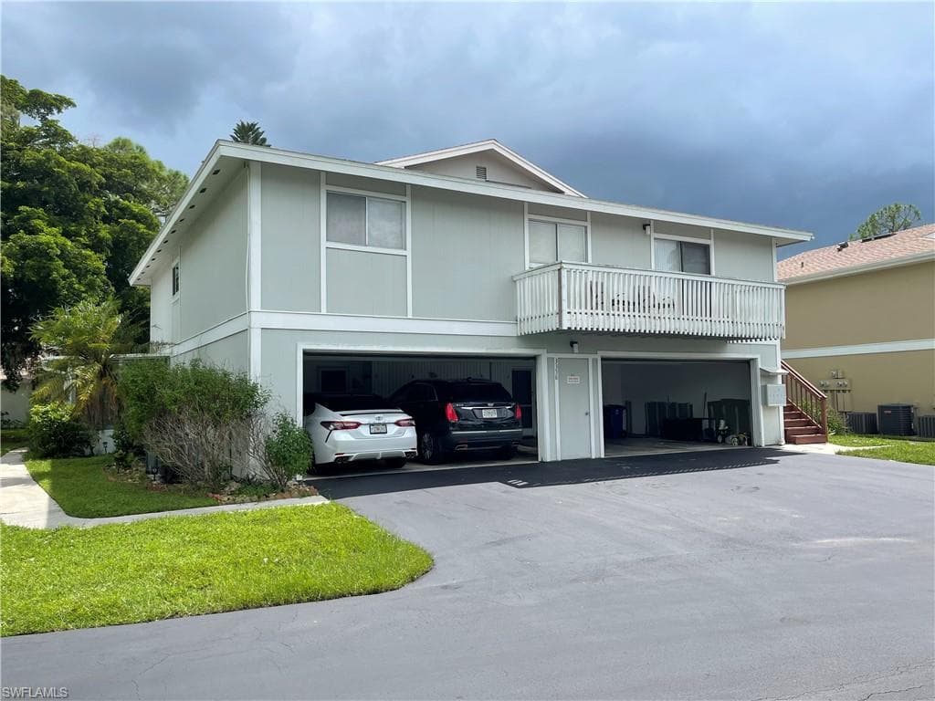 3358 Royal Canadian TRCE 3 FORT MYERS, FL 33907