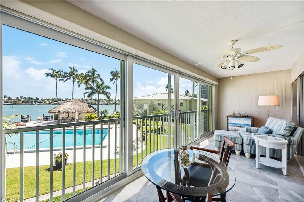 2850 Gulf Shore BLVD N 206 NAPLES, FL 34103