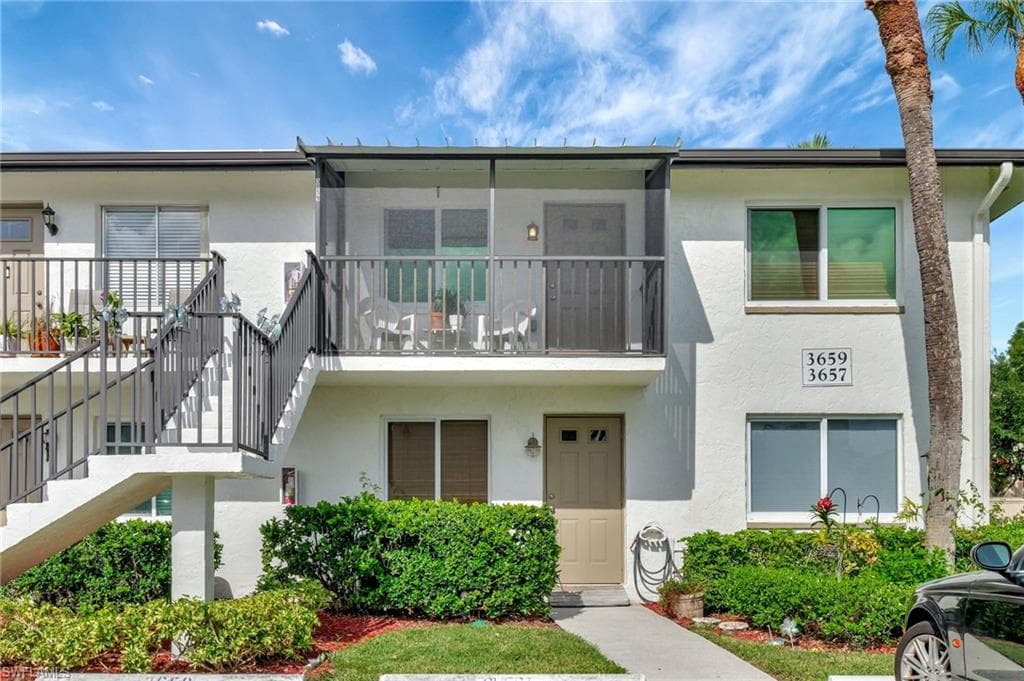 3659 Arctic CIR 102 NAPLES, FL 34112