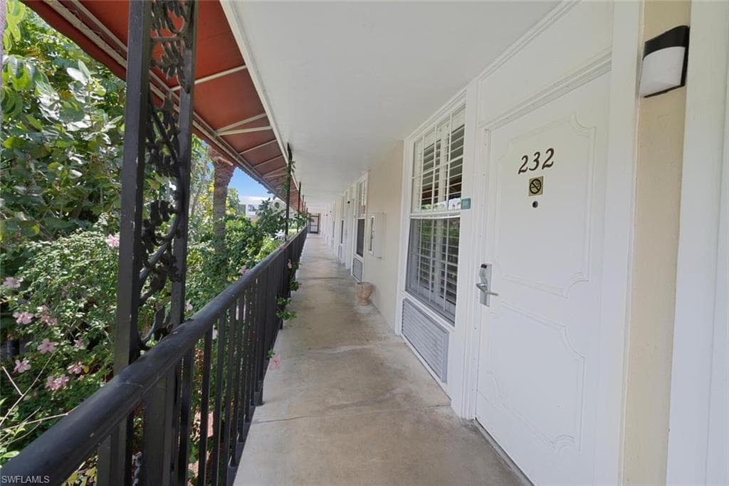 2555 Tamiami TRL N 232 NAPLES, FL 34103