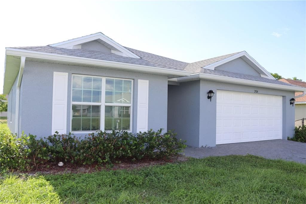 2924 NE 4th PL CAPE CORAL, FL 33909
