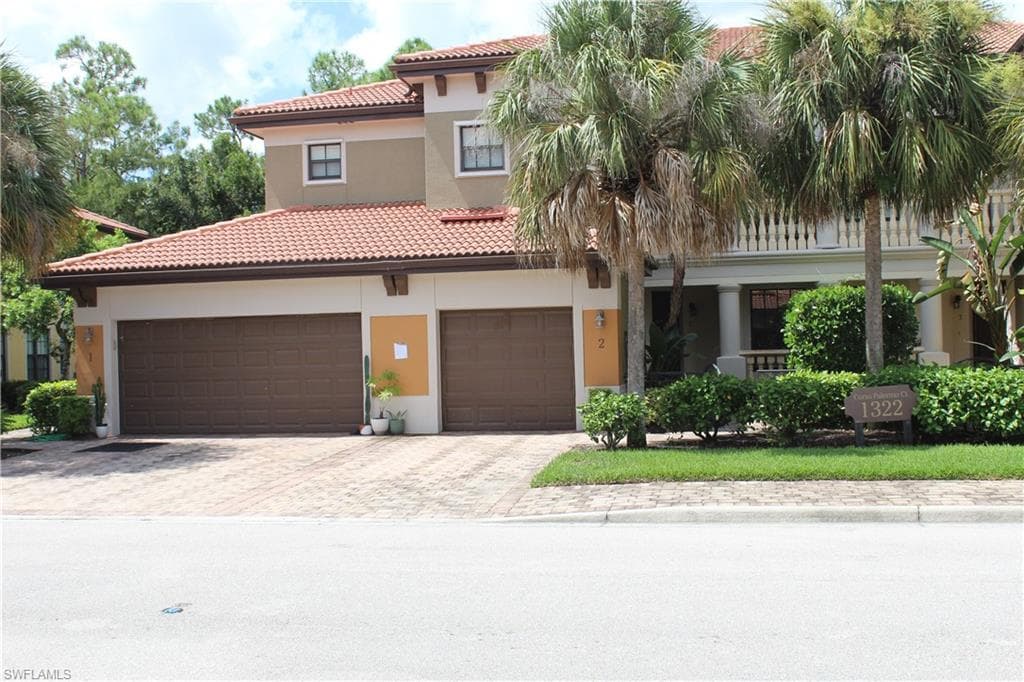 1322 Corso Palermo CT 2001 NAPLES, FL 34105