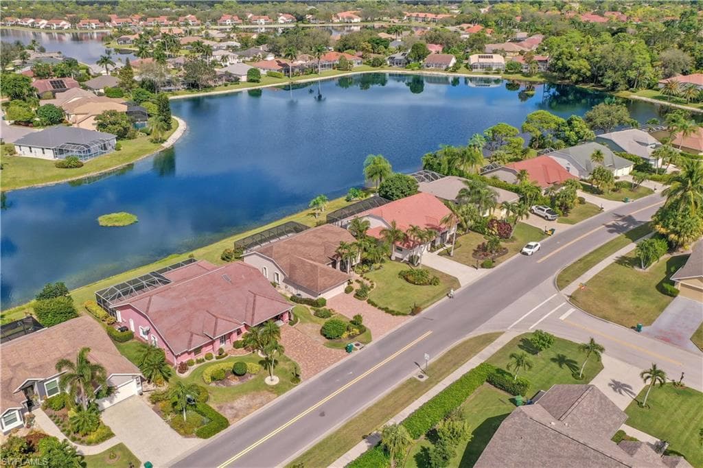 626 Lambton LN NAPLES, FL 34104