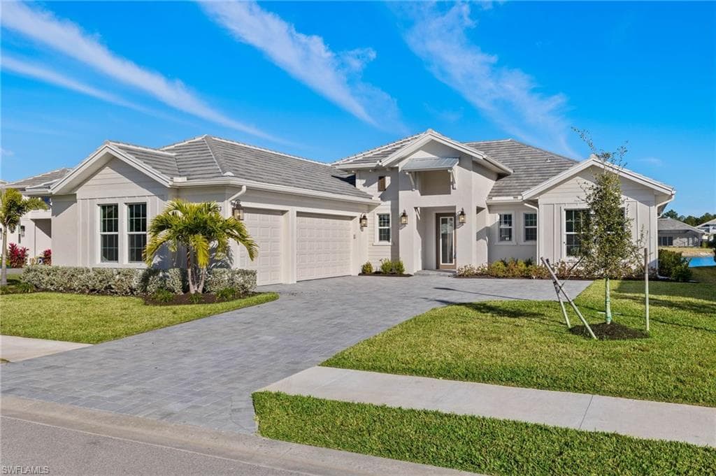 14233 Laguna Springs LN NAPLES, FL 34114