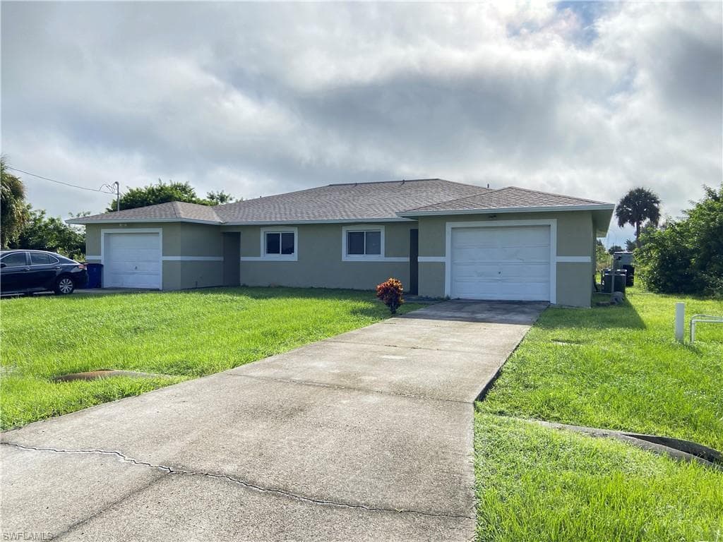1131 Graystone AVE LEHIGH ACRES, FL 33974