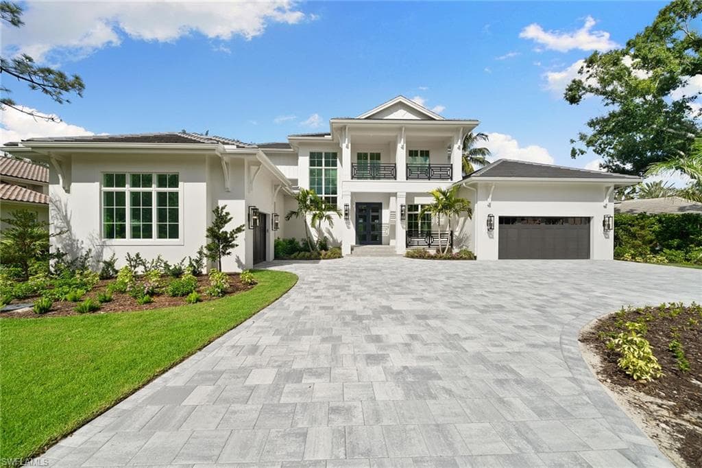 3929 Woodlake DR BONITA SPRINGS, FL 34134