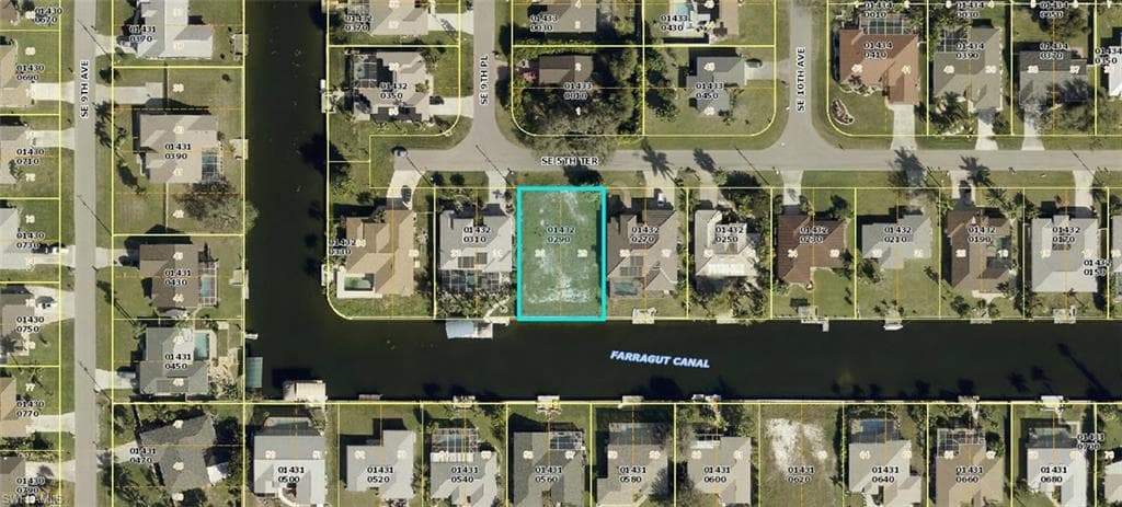 920 SE 5th TER CAPE CORAL, FL 33990