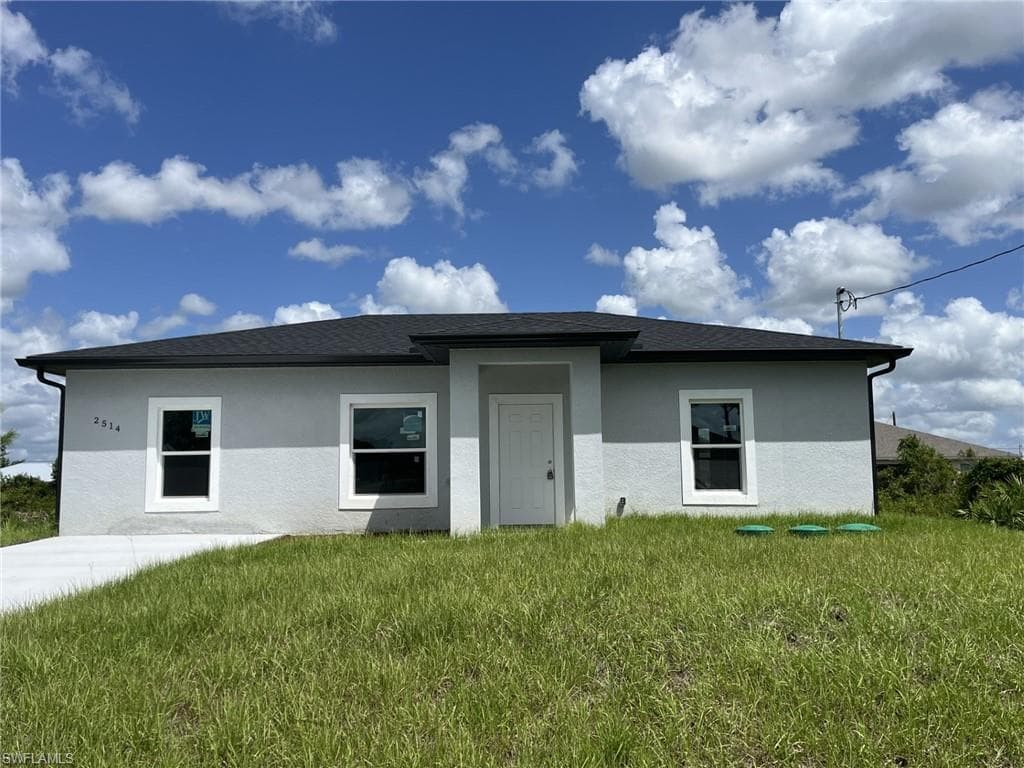 2514 31st ST SW LEHIGH ACRES, FL 33976