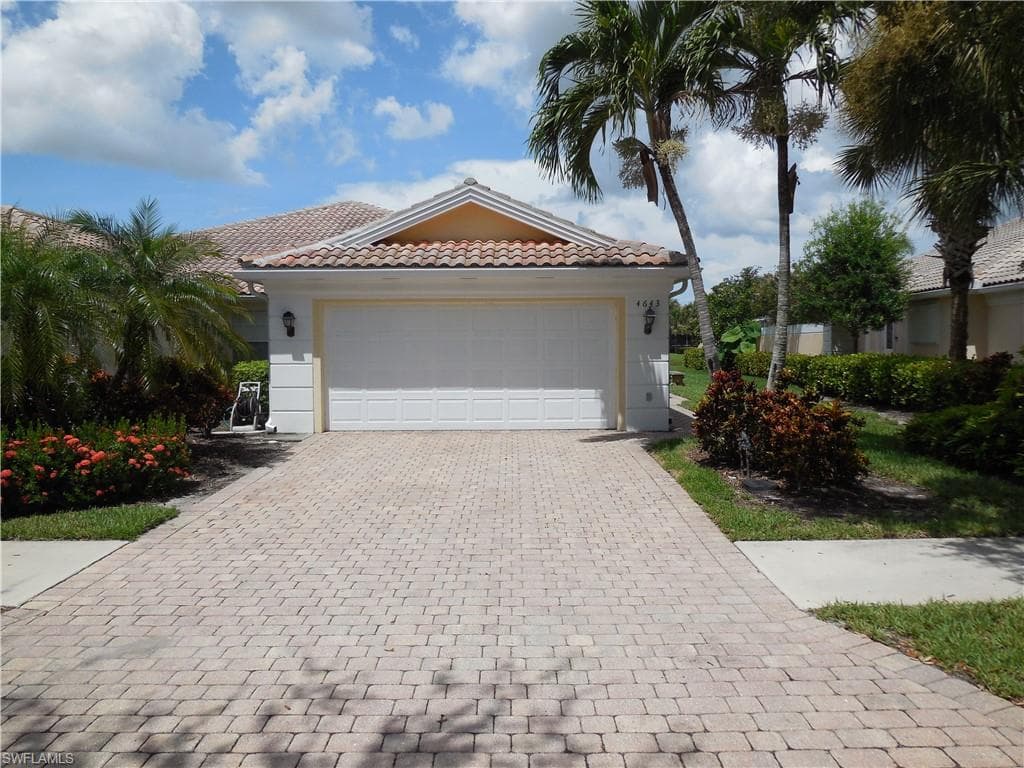 4643 Ossabaw WAY NAPLES, FL 34119