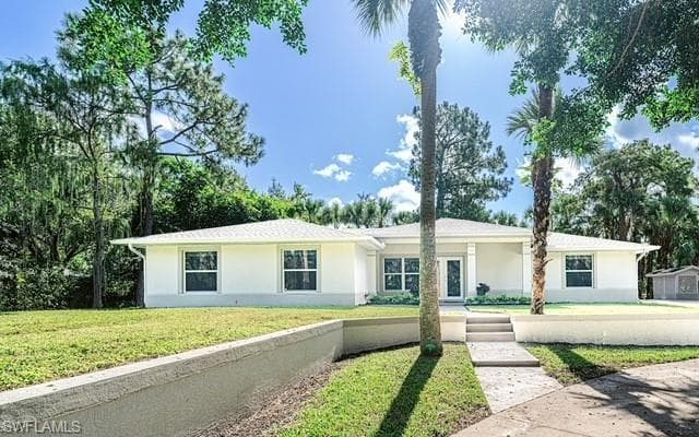 330 19th ST NW NAPLES, FL 34120