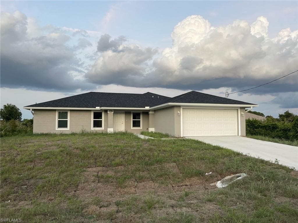6014 Laura AVE N LEHIGH ACRES, FL 33971