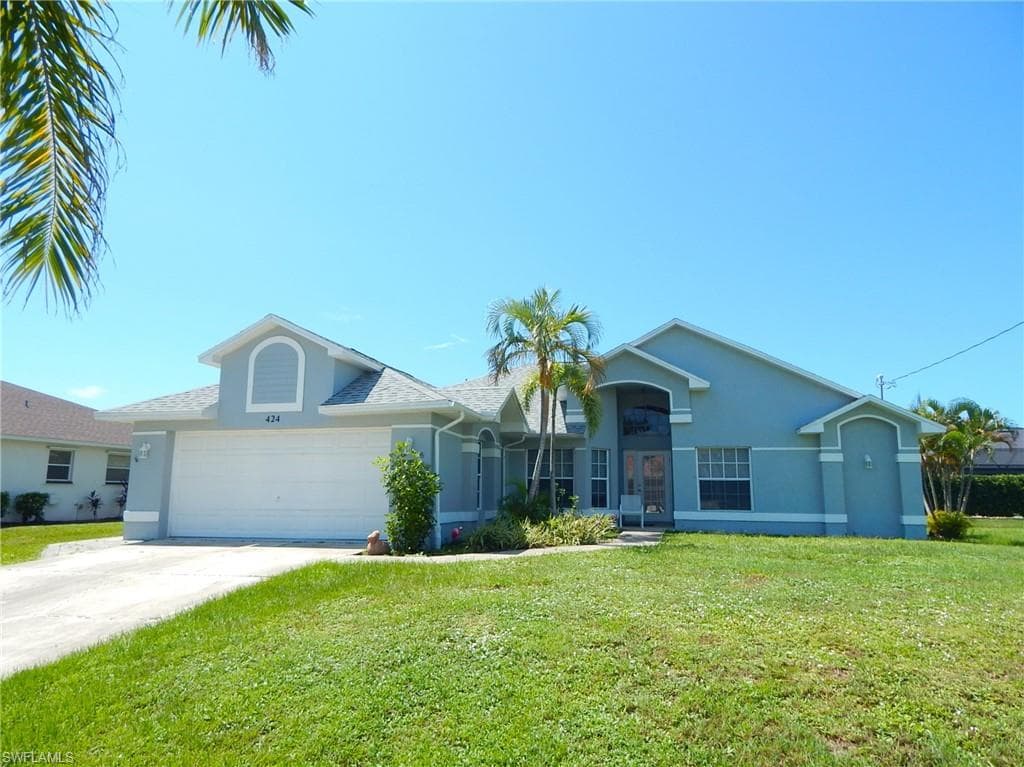 424 SW 38th PL CAPE CORAL, FL 33991