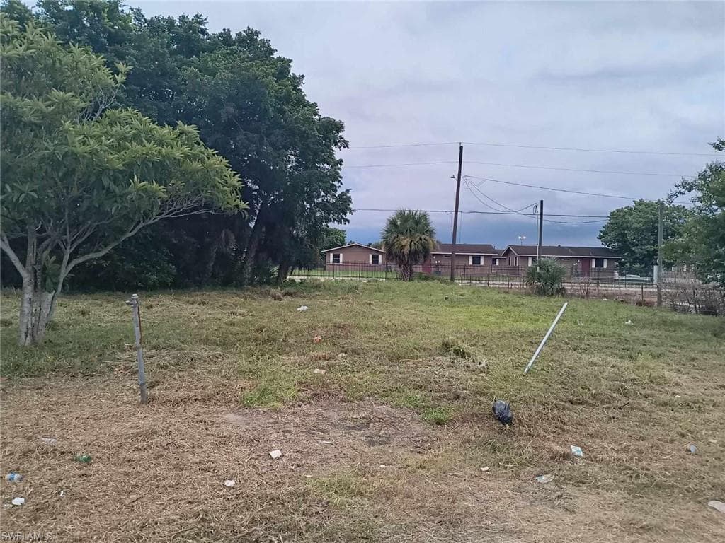 919 Virginia AVE CLEWISTON, FL 33440