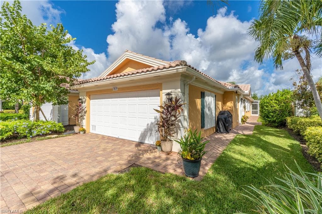 7835 Ionio CT NAPLES, FL 34114