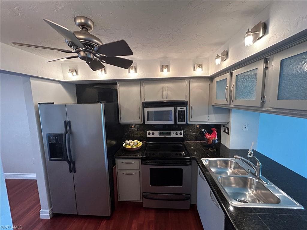 15171 Cedarwood LN 3303 NAPLES, FL 34110
