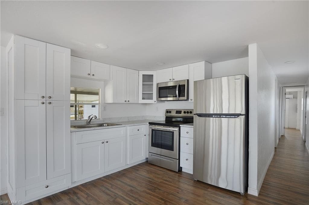 5558 Palm Beach BLVD 214 FORT MYERS, FL 33905