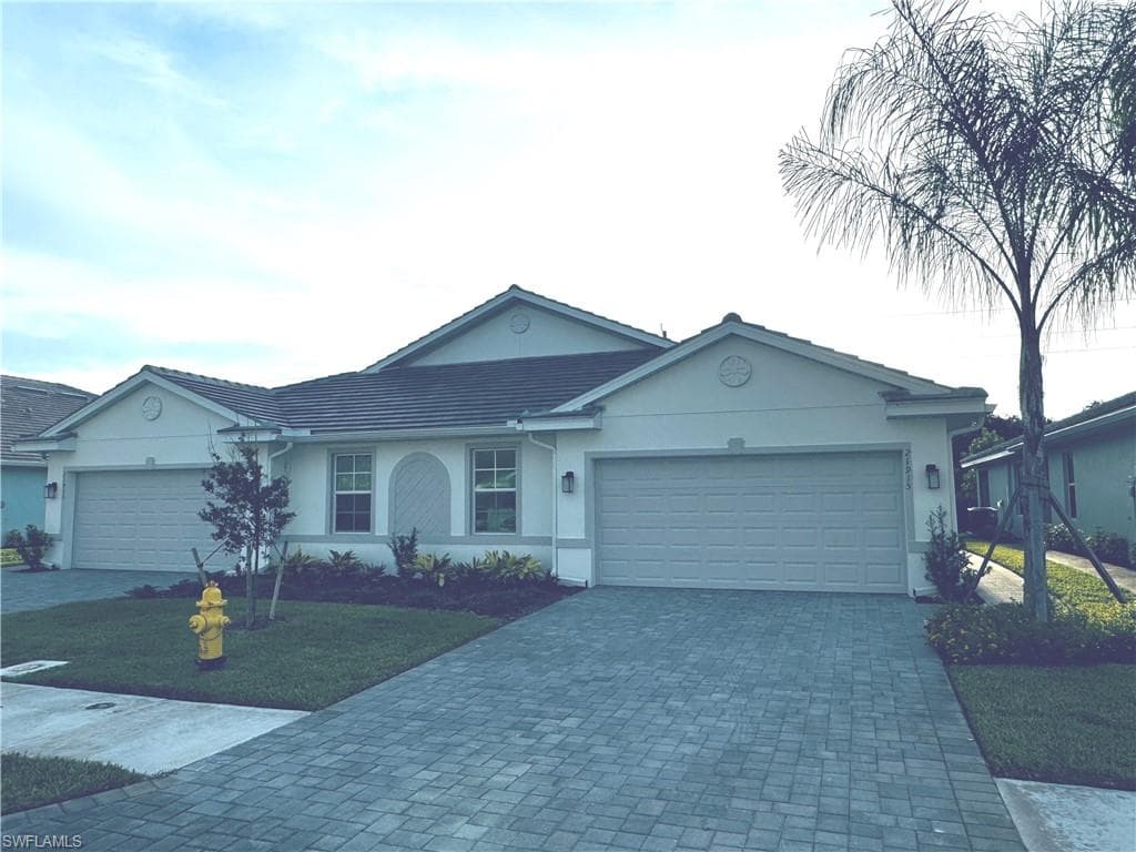 21915 Milan Villas LN ESTERO, FL 33928
