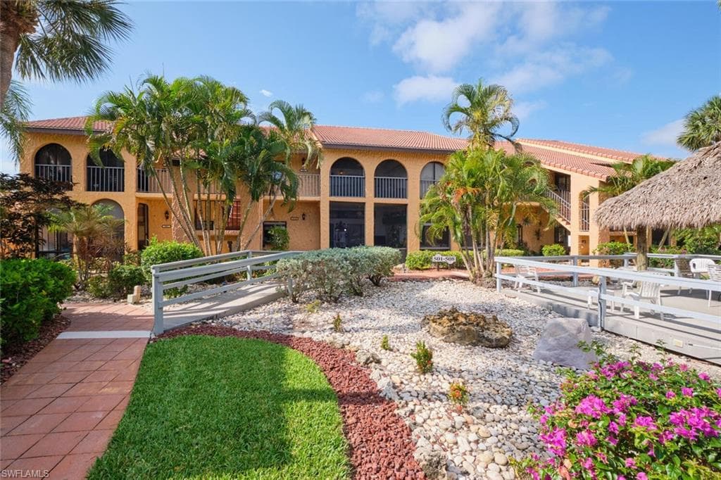 5510 SW 4th PL 501 CAPE CORAL, FL 33914