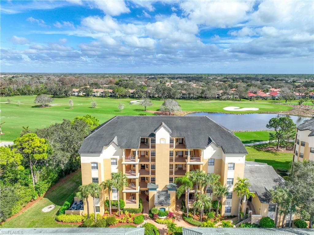 200 Vintage CIR D103 NAPLES, FL 34119